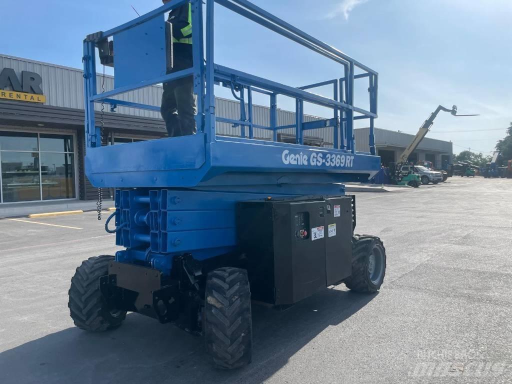Genie GS 3369 RT Ollós emelők