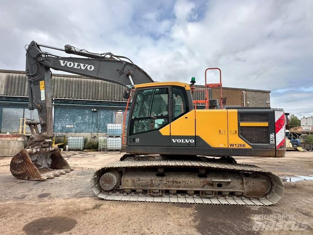 Volvo EC 220 E L Lánctalpas kotrók