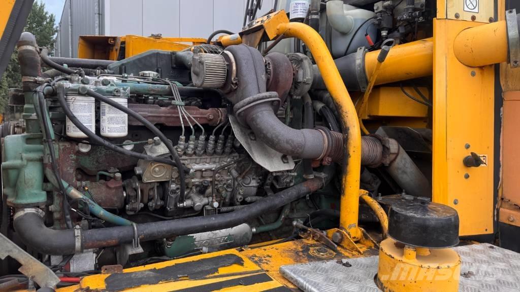 Volvo A 25 C Csuklósdömperek