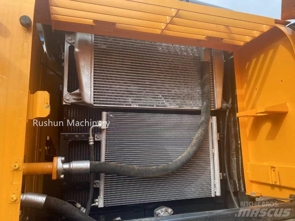 Hyundai R300LC-9 Lánctalpas kotrók