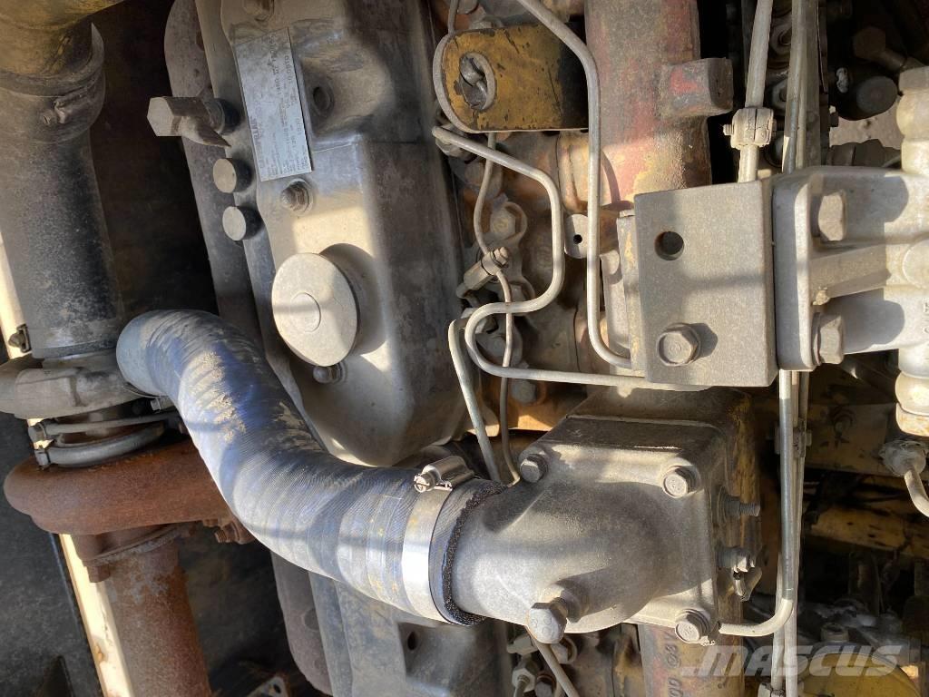 CAT 320 B Lánctalpas kotrók