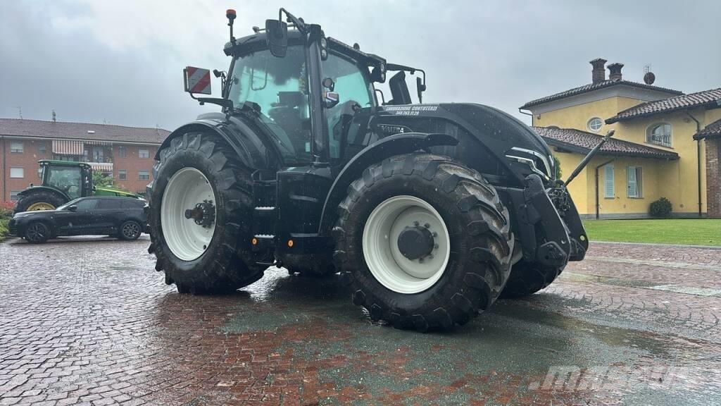 Valtra Q305 Traktorok