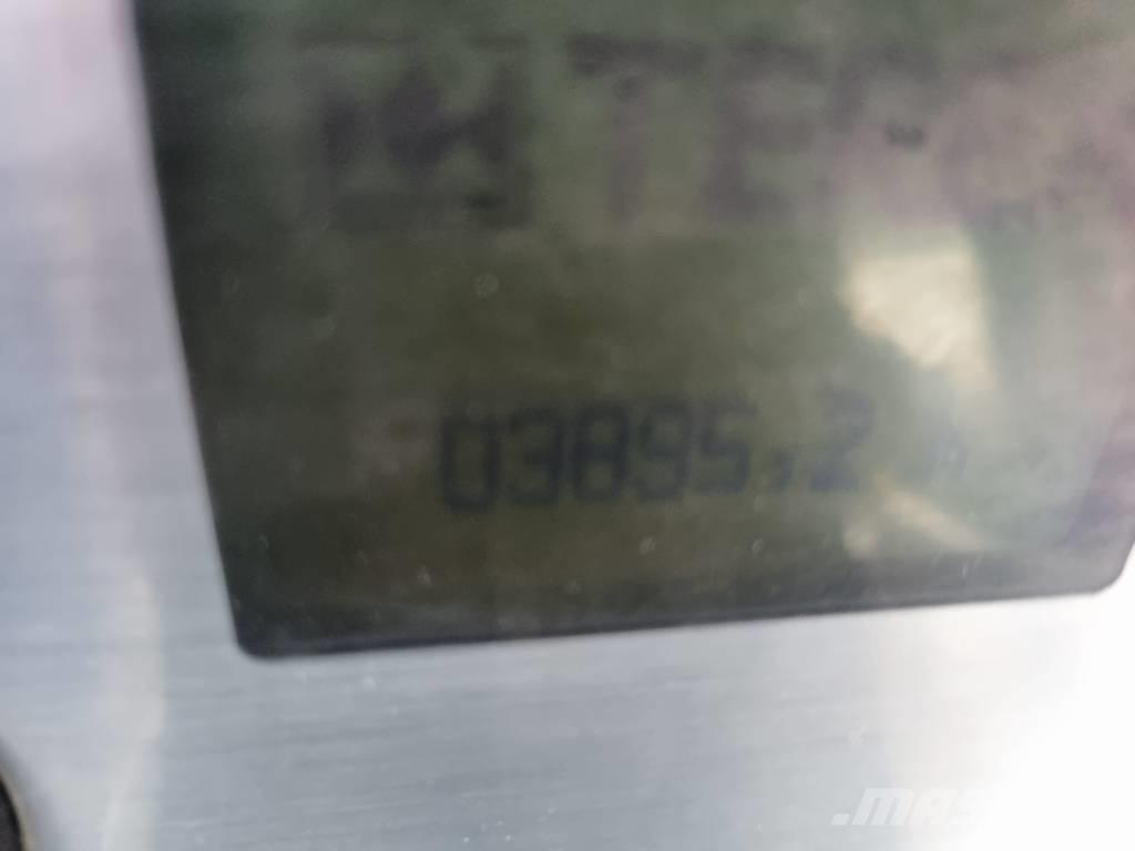 Terex TL 80 Gumikerekes homlokrakodók