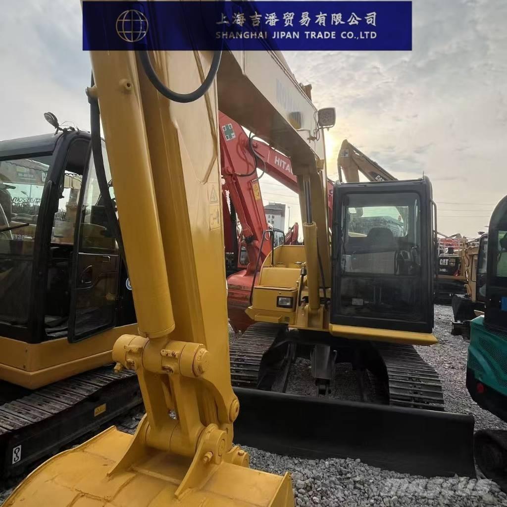 Komatsu PC 70 Lánctalpas kotrók
