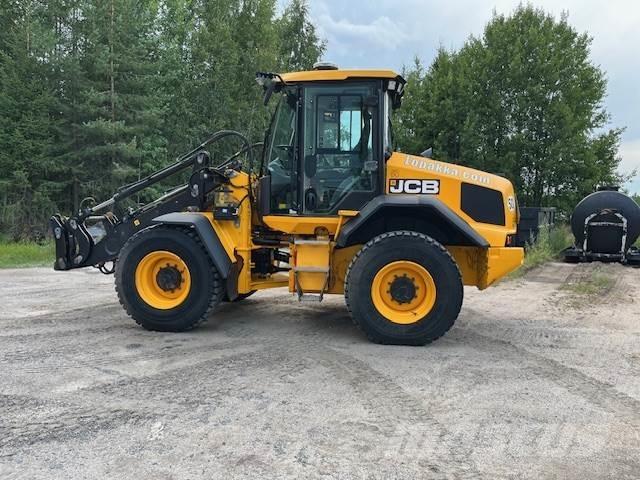 JCB 413K Gumikerekes homlokrakodók