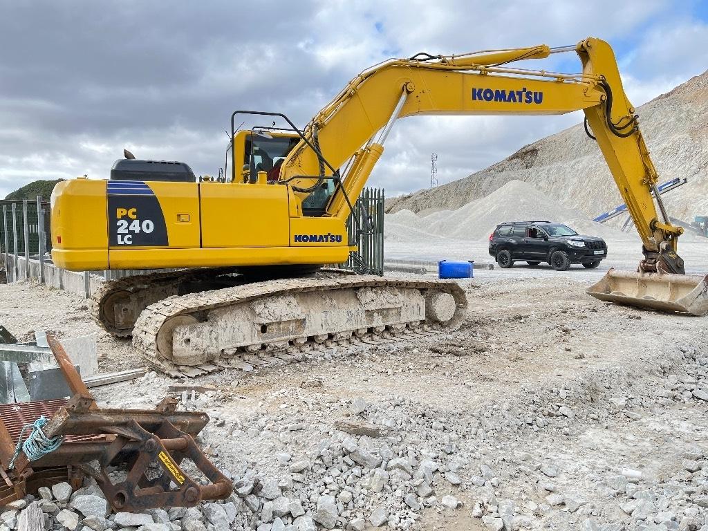 Komatsu PC 240 Lánctalpas kotrók