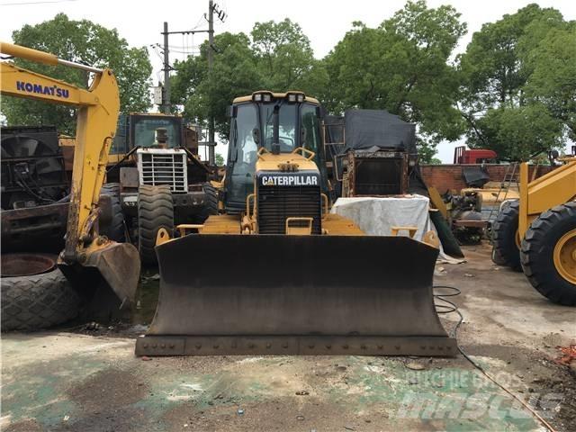 CAT D 5 K lánctalpas dózerek
