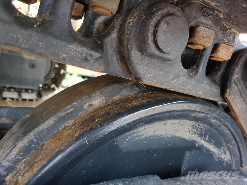 Komatsu PC 220-7 Lánctalpas kotrók