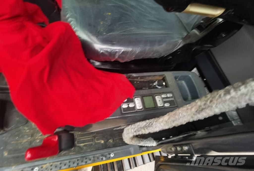 Komatsu PC 220-7 Lánctalpas kotrók