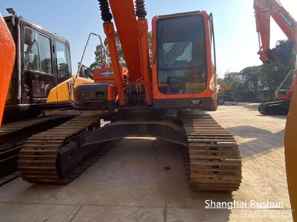 Doosan 225LC-9 Lánctalpas kotrók