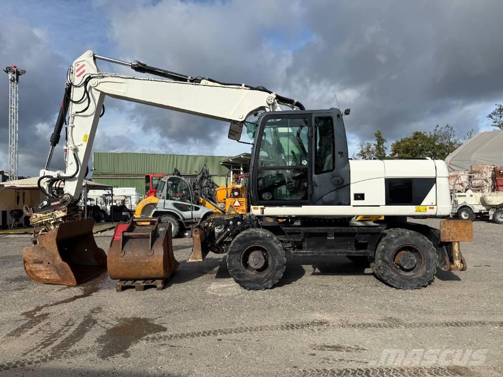 CAT M 316 D Gumikerekes kotrók