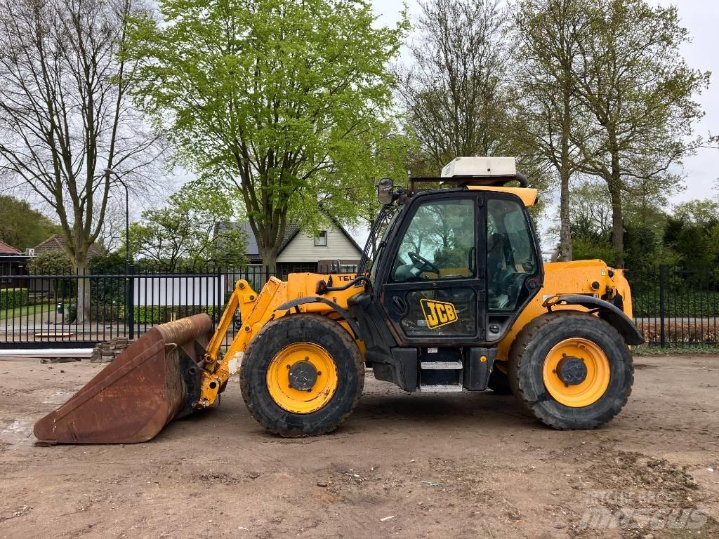 JCB 541-70 Teleszkópos rakodók