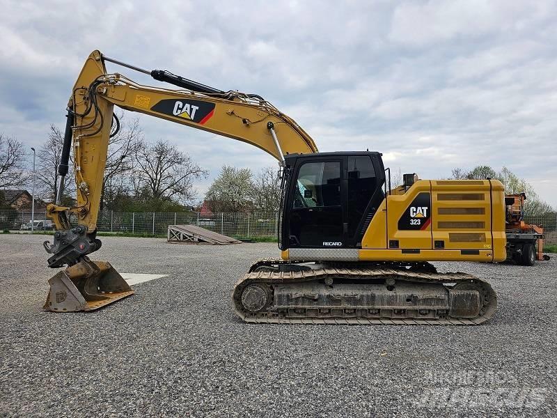 CAT 323-07B Lánctalpas kotrók