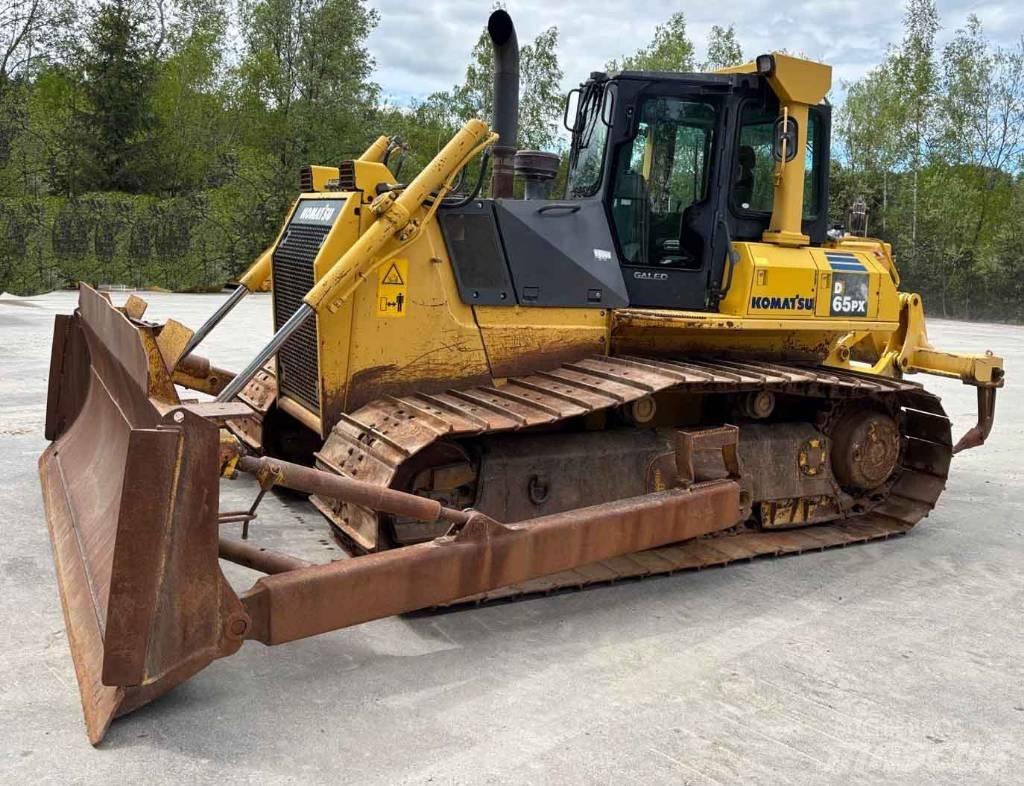 Komatsu D 65 PX-15 lánctalpas dózerek