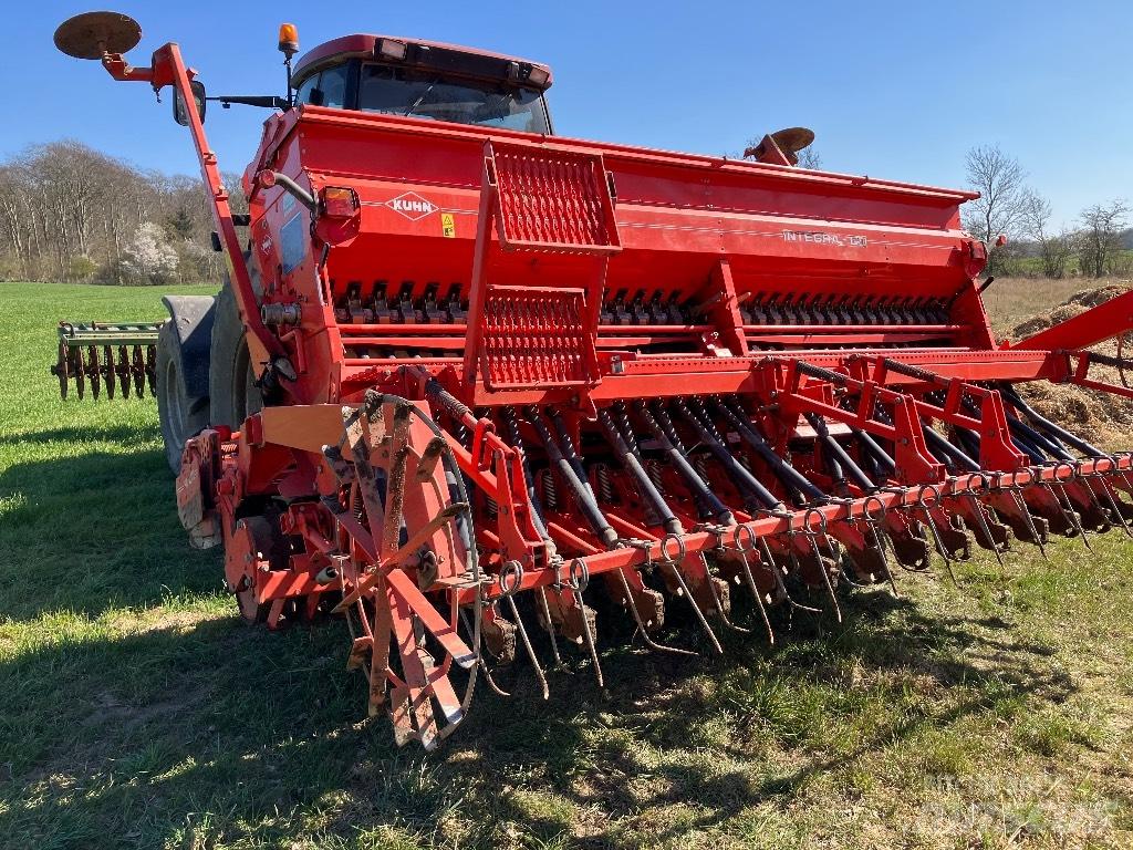 Kuhn Integra 4003 Sorvetőgép
