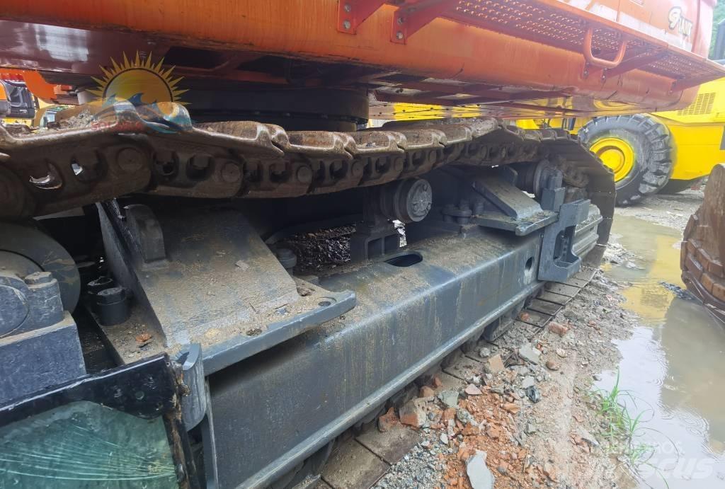 Doosan DX 500 LC Lánctalpas kotrók