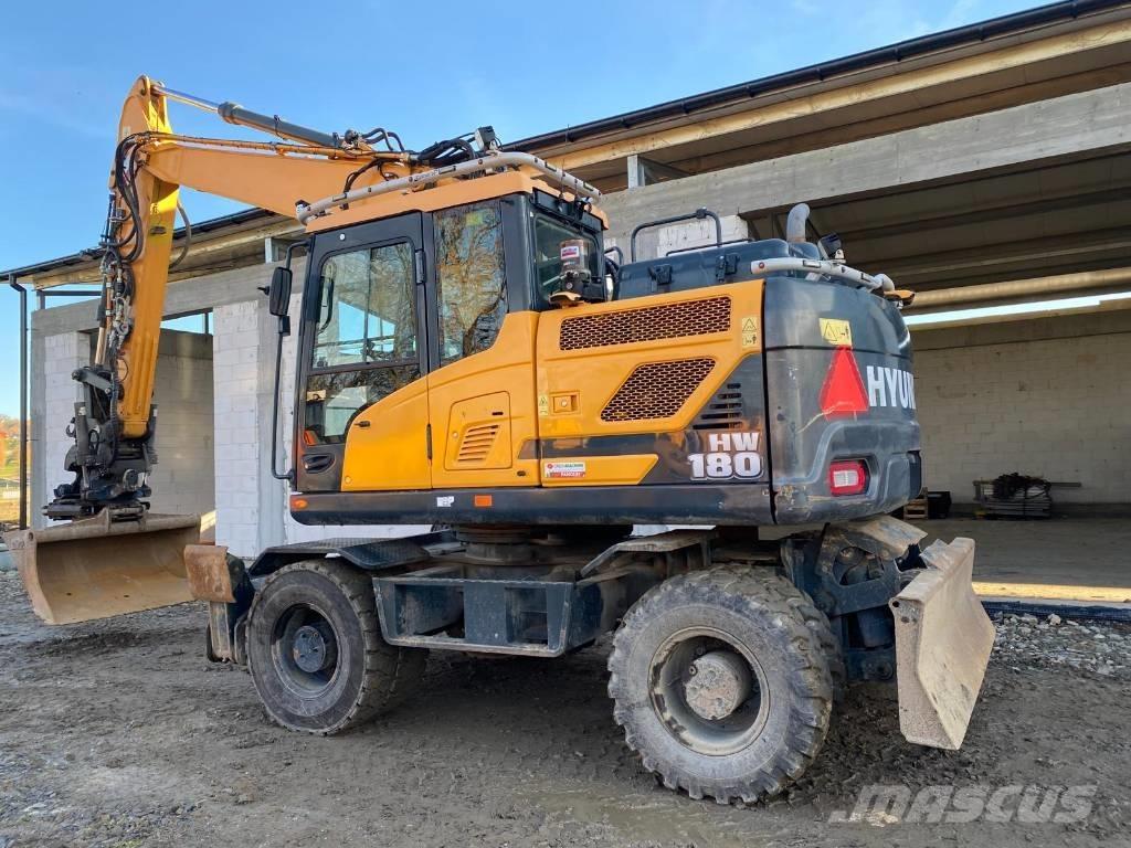 Hyundai HW 180 Gumikerekes kotrók