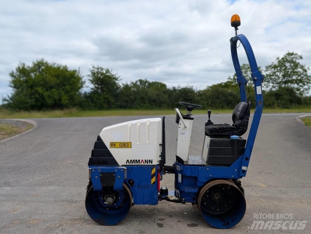 Ammann AV 20-2 Ikerdobos hengerek