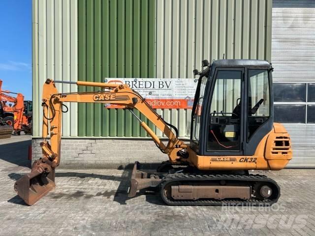 CASE CK 32 Lánctalpas kotrók