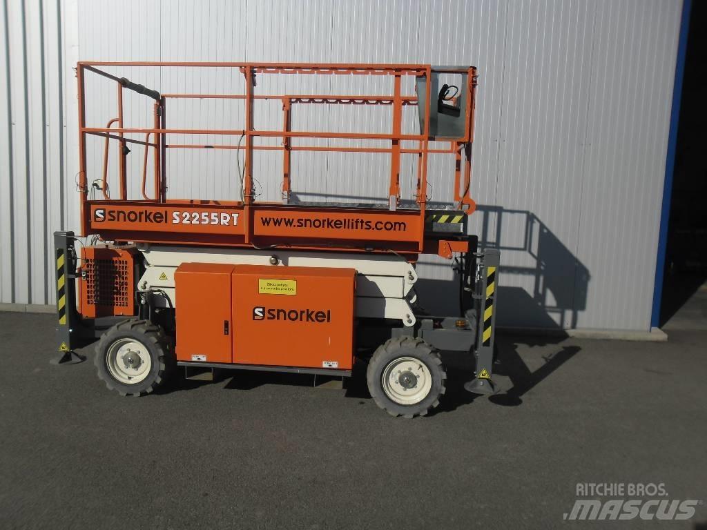 Snorkel S2255RT Ollós emelők