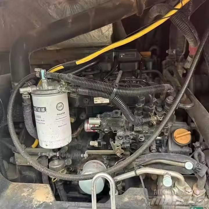 Hitachi ZX 55 Lánctalpas kotrók