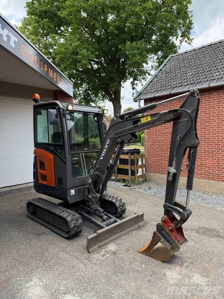 Volvo EC 18 D Mini kotrók < 7t
