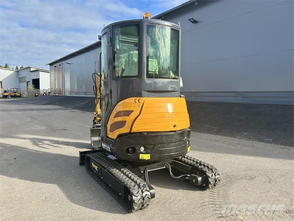 JPC HT25J HYTILLÄ Mini kotrók < 7t