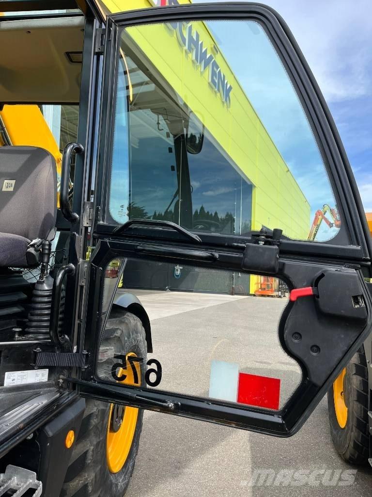 JCB 540-140 Teleszkópos rakodók