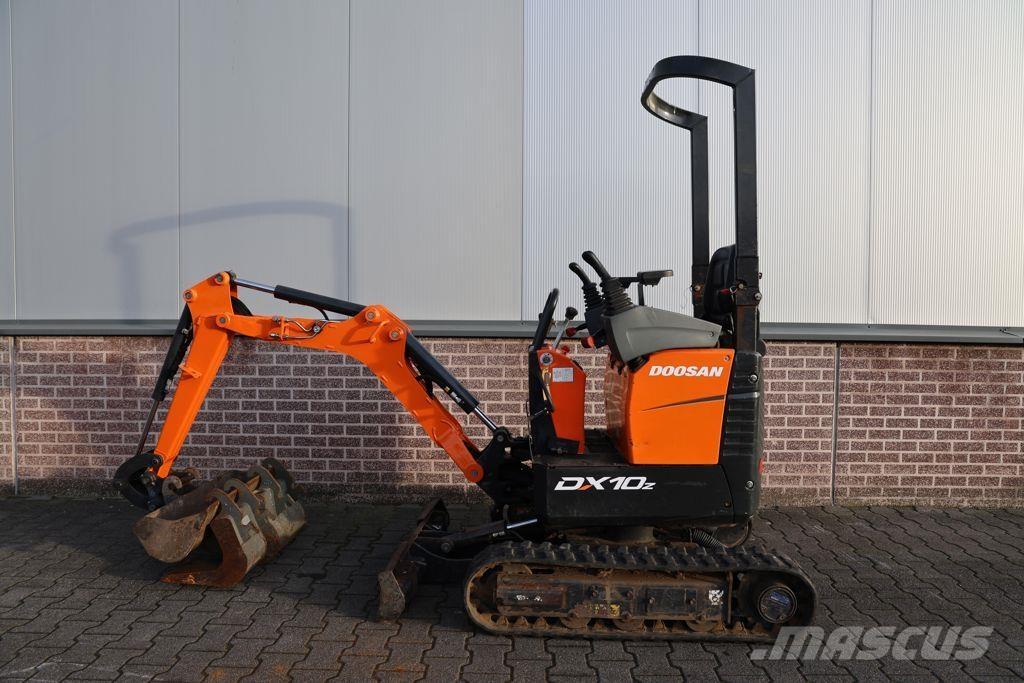 Doosan DX10 Mini kotrók < 7t