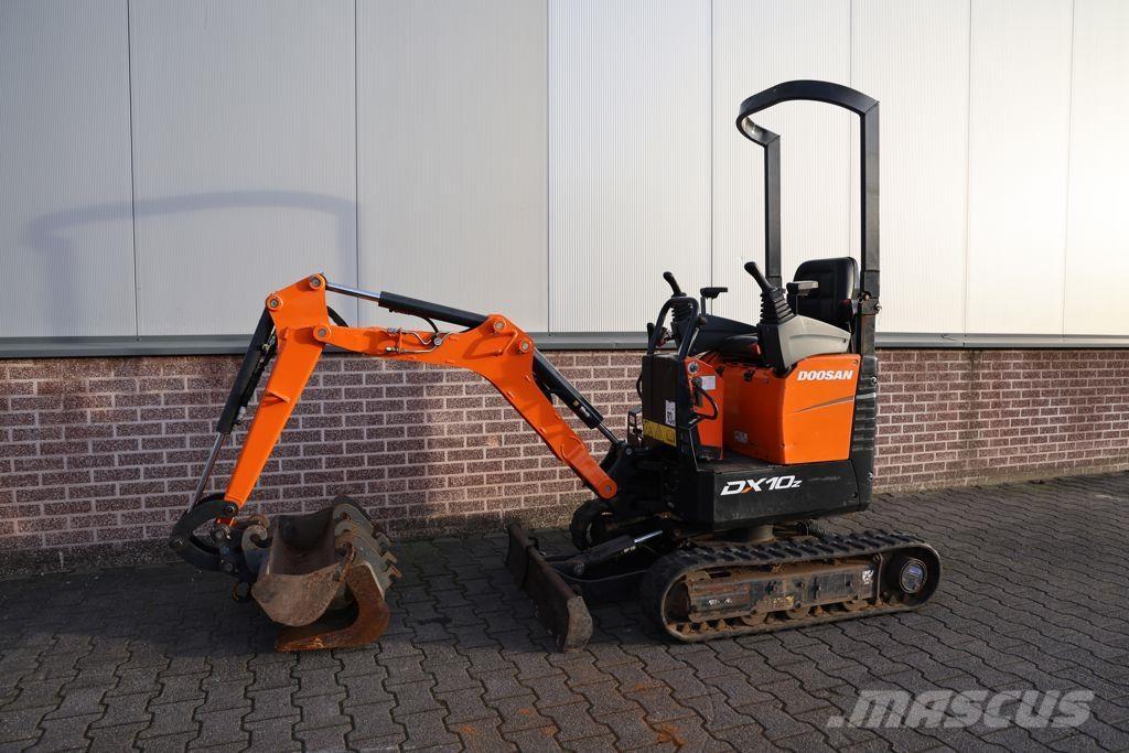 Doosan DX10 Mini kotrók < 7t