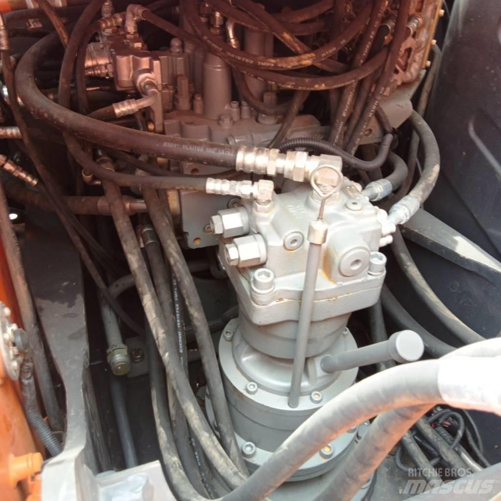 Hitachi ZX 120 Lánctalpas kotrók