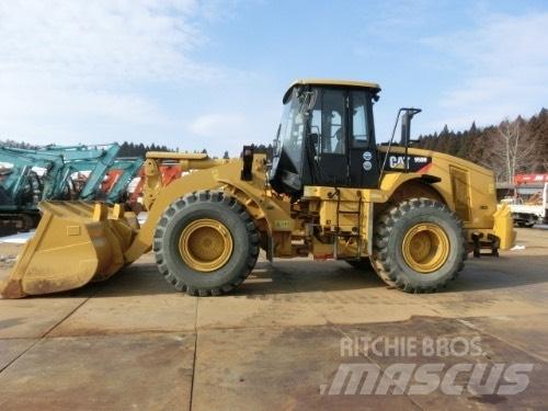 CAT 950H Gumikerekes homlokrakodók