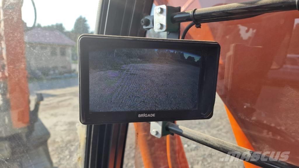 Hitachi ZX 170 W-6 Gumikerekes kotrók