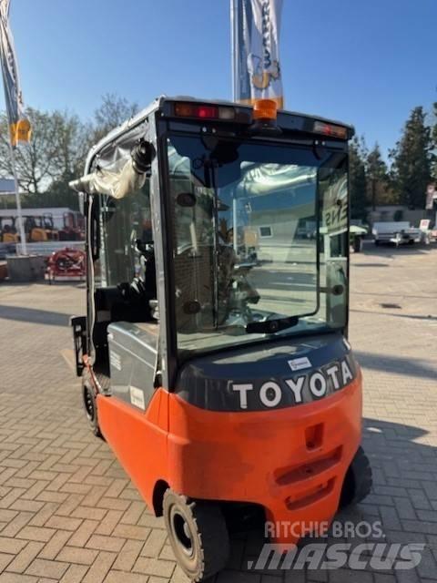 Toyota 8FBMT35 Elektromos targoncák