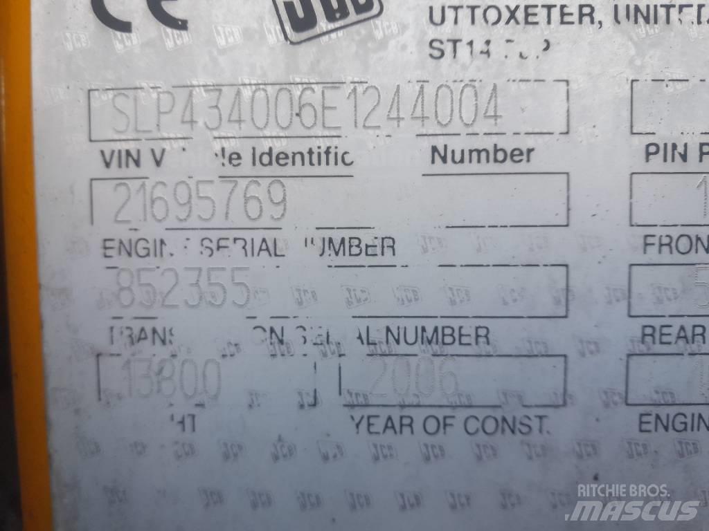 JCB 434S Gumikerekes homlokrakodók