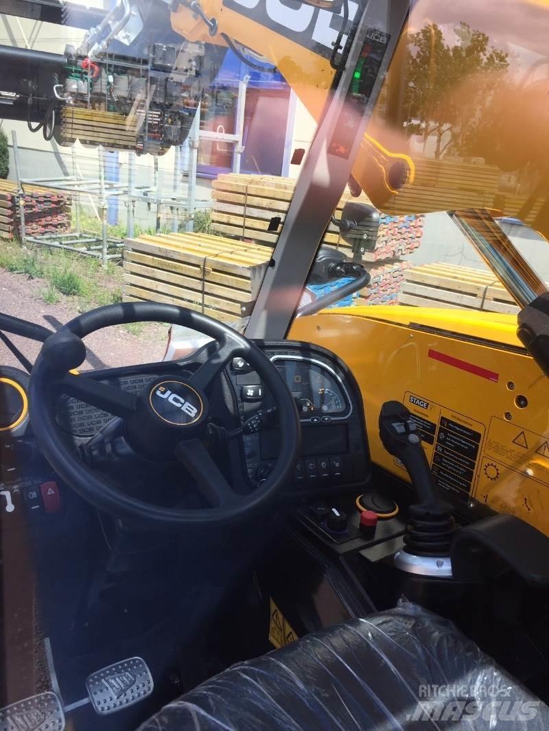 JCB 525-60 Teleszkópos rakodók