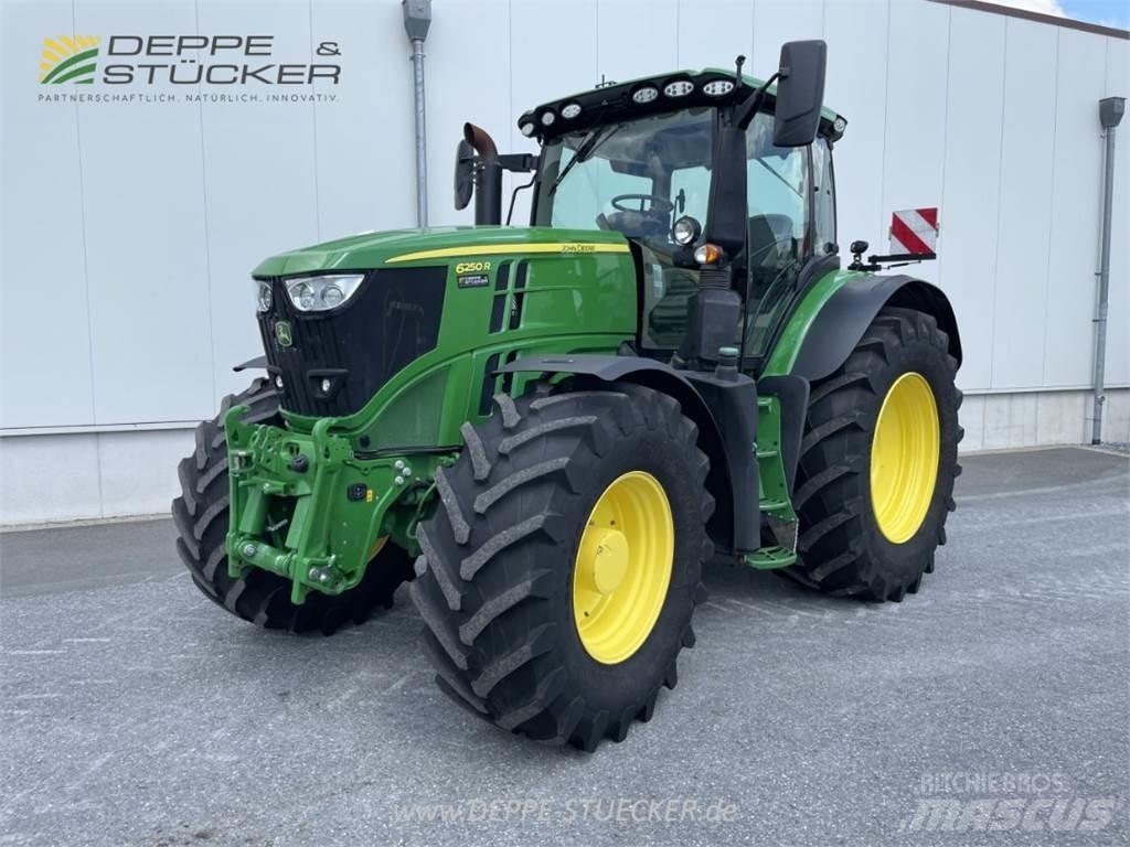 John Deere 6250R Traktorok