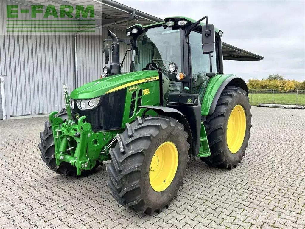 John Deere 6090m Traktorok