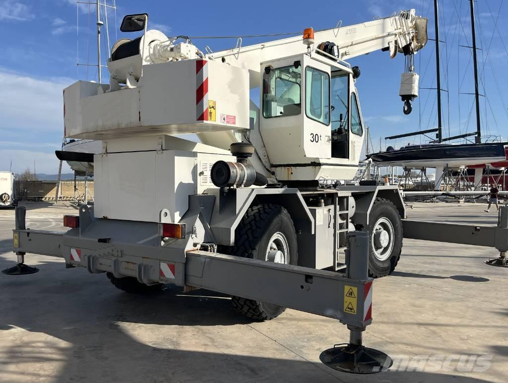 Terex A 300 Mobil daruk