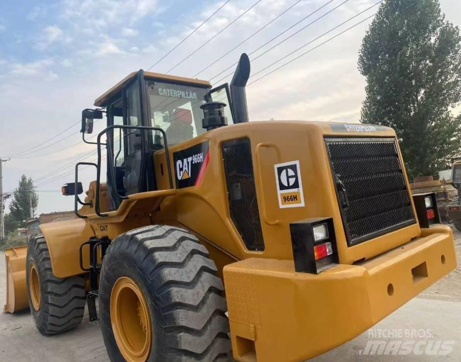 CAT 966 H Gumikerekes homlokrakodók