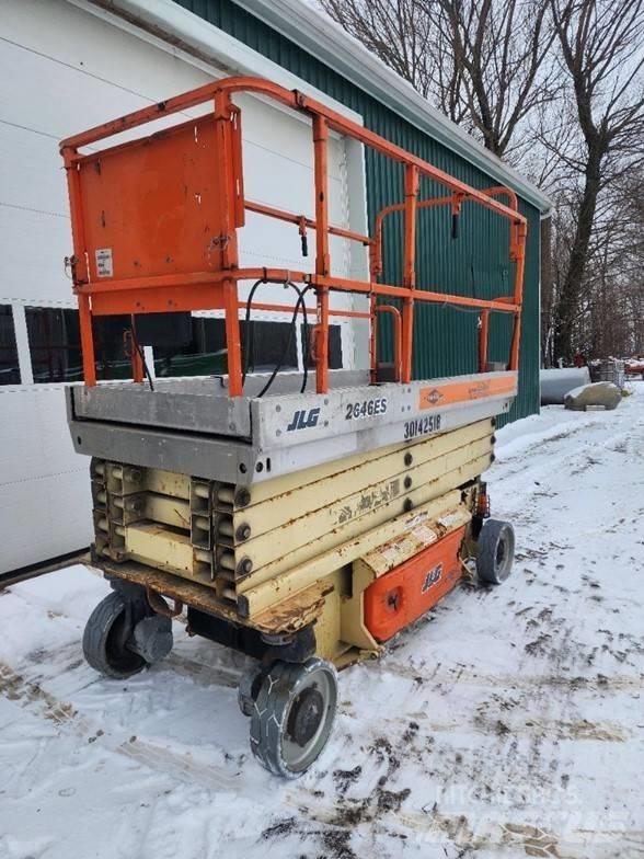 JLG 2646ES Ollós emelők