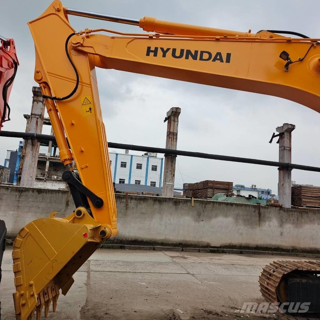 Hyundai 220 LC -9S Lánctalpas kotrók