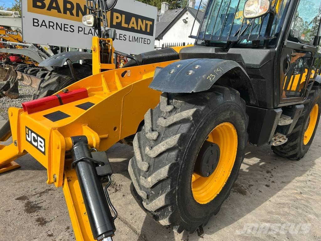 JCB 535-125 Hiviz Teleszkópos rakodók