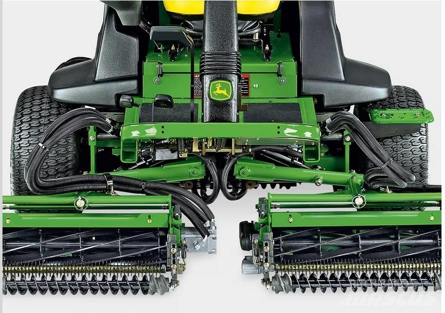 John Deere 2500 A Golfpálya karbantartó gépek