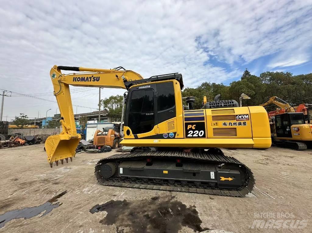 Komatsu PC 220 Lánctalpas kotrók