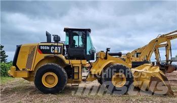 CAT 966M Gumikerekes homlokrakodók
