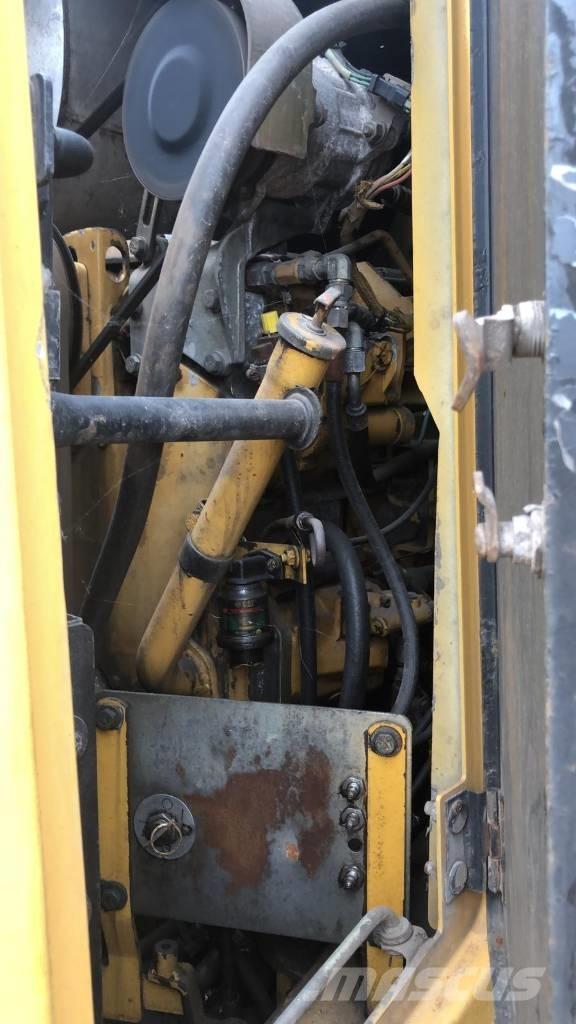 CAT 950 G Gumikerekes homlokrakodók