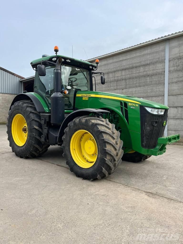 John Deere 8270 R Traktorok