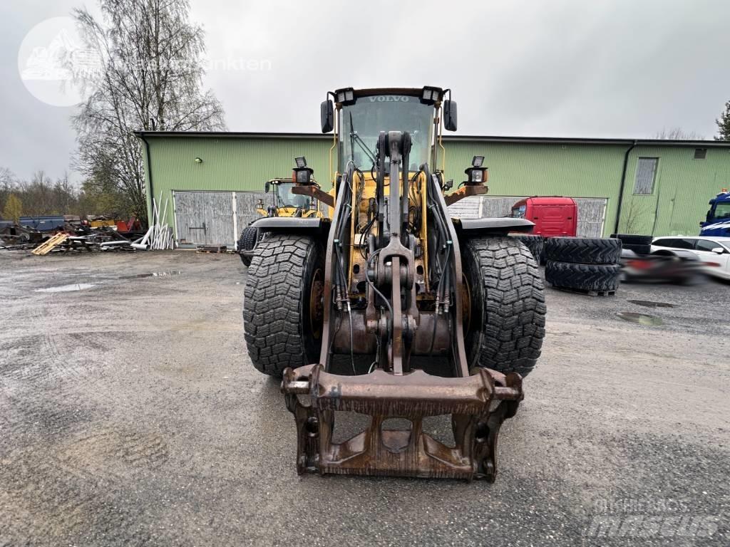 Volvo L 90 E Gumikerekes homlokrakodók