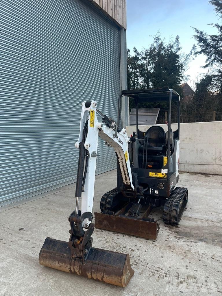 Bobcat E 17 Mini kotrók < 7t
